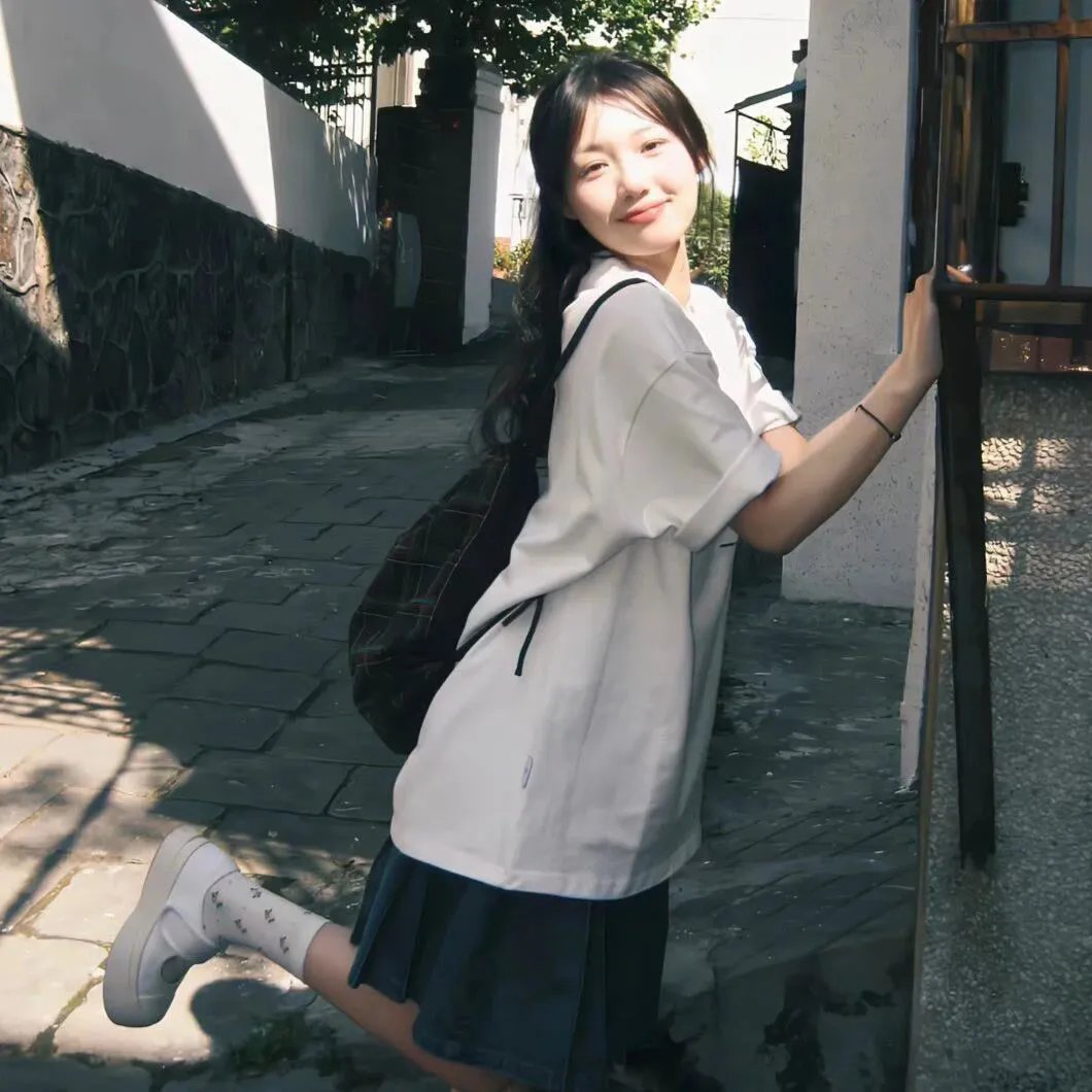 皇帝不在的八月